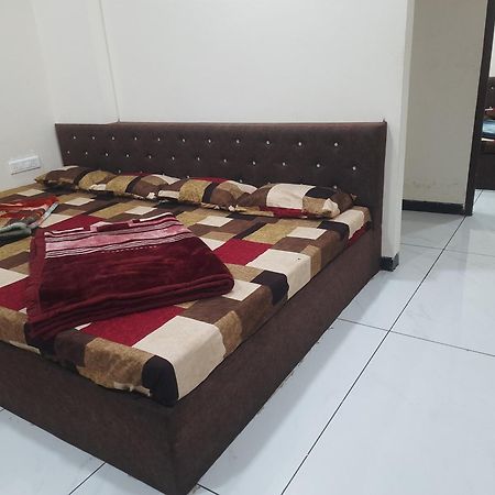 Hanumant Kripa Geust House Only For Family Ujjain Εξωτερικό φωτογραφία